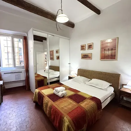 Riviera: Old Town Getaway, Steps From *