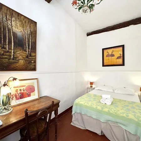 Riviera: Old Town Getaway, Steps From Apartment *