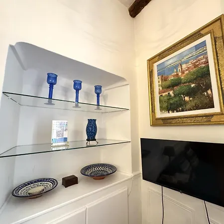 Riviera: Old Town Getaway, Steps From *